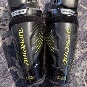 Bauer Supreme Black and Yellow Hockey Knee Pads